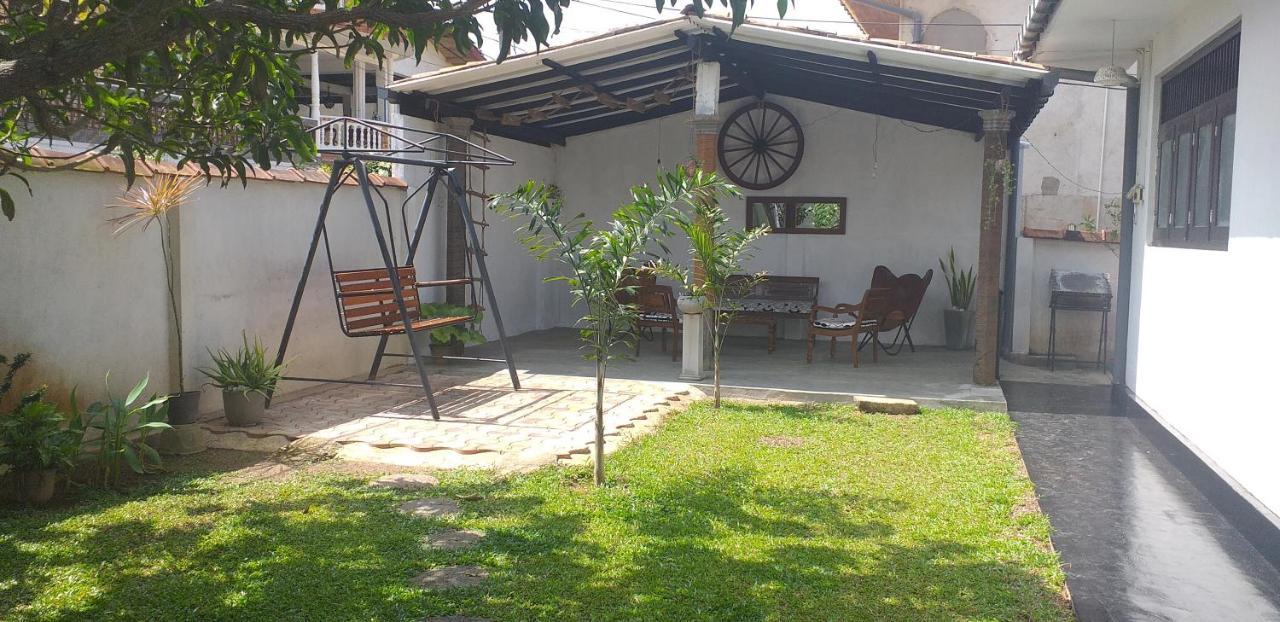 Villa No34 ฮิกคาดูวา ภายนอก รูปภาพ